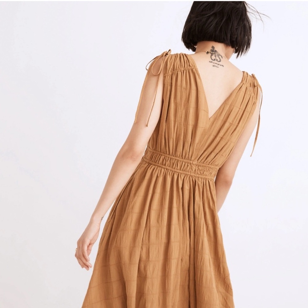 Madewell smocked knee length dress in Windowpane - Picture 2 of 6